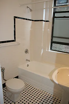 Rented by City Connections Realty | media 58