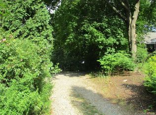 163 Highview Ave, Stamford, CT 06907