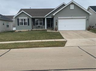 814 Harding St, Saint Peters, MO 63376