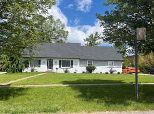 7131 Vicksburg Cir, Shelby Township, MI 48317
