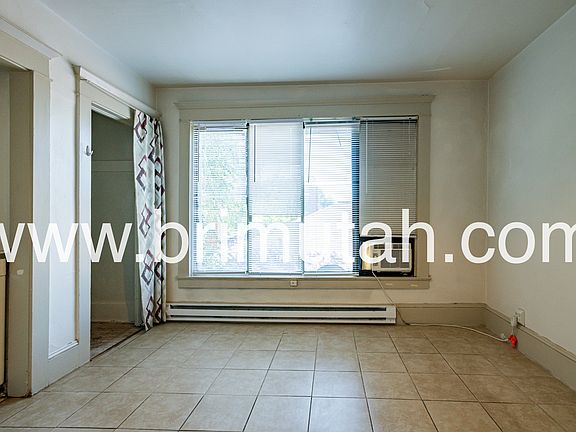 2nd image of 305 S Douglas St #6