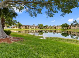 Colony Lakes