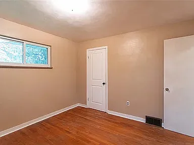 194 Woodridge Dr — Photo 5