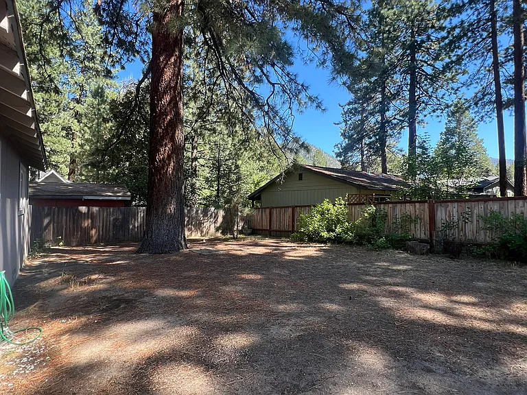 3380 Janet Dr — Photo 29