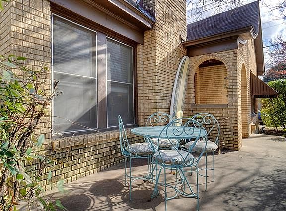 2nd image of 3147 Cockrell Ave #49
