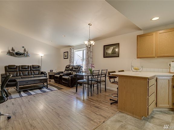 Open concept flows nicely!