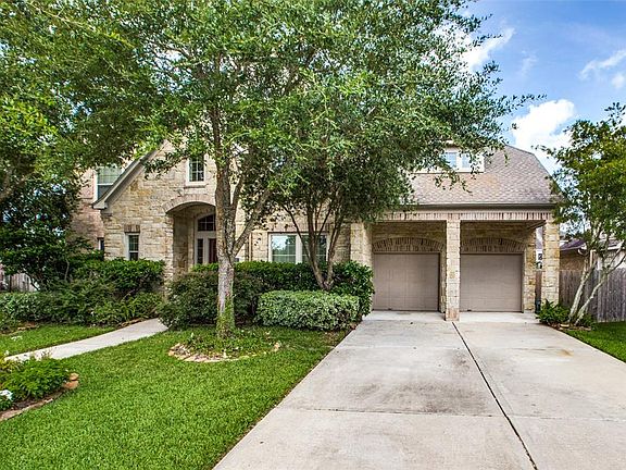 3rd image of 1041 Cayman Bend Ln
