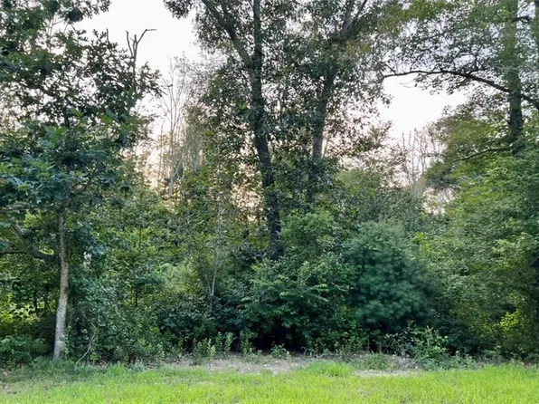 5 Red Maple Dr, Charlestown, RI 02813