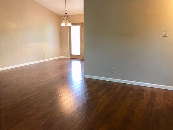 5th image of 1505 Lori Ct