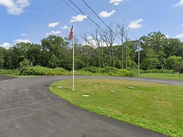 12 Alvina Dr, Johnston, RI 02919