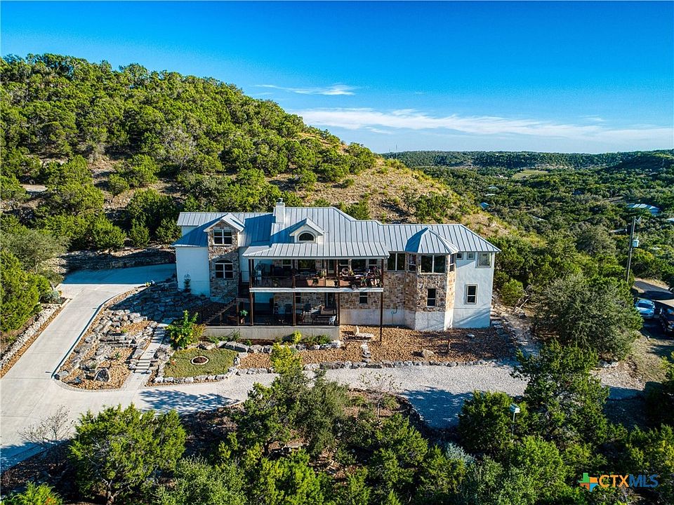 1st image of 768 Colleen Dr