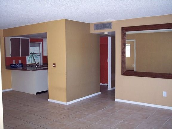2nd image of 2774 Ponce De Leon Dr