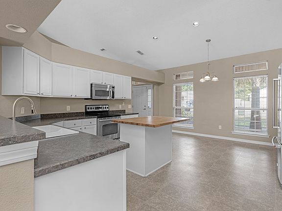5th image of 1484 Longbranch Dr