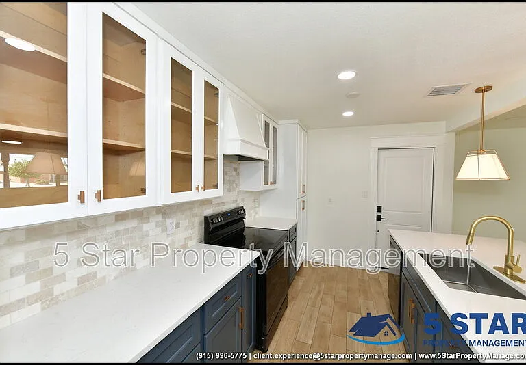 3217 Wedgewood Dr — Photo 19