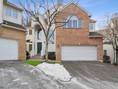 1070 Smith Manor Blvd, West Orange, NJ, 07052