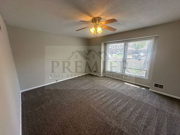 5th image of 8300 E 104th Ter