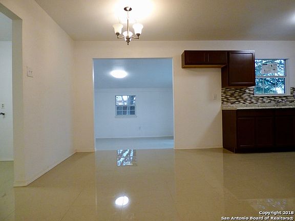 5th image of 4243 Skelton Dr