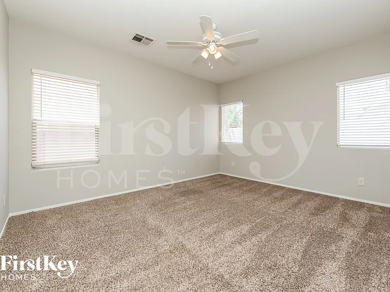 1527 Paradise Reef Ave — Photo 9