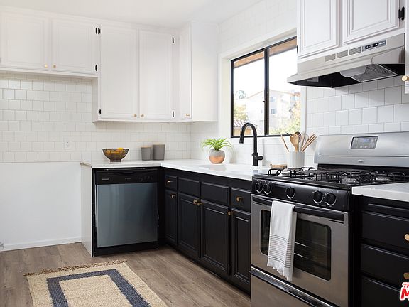 4th image of 5036 E Echo St #401