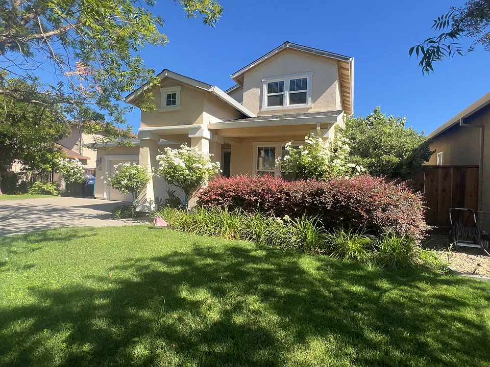 6598 Aggies Ct