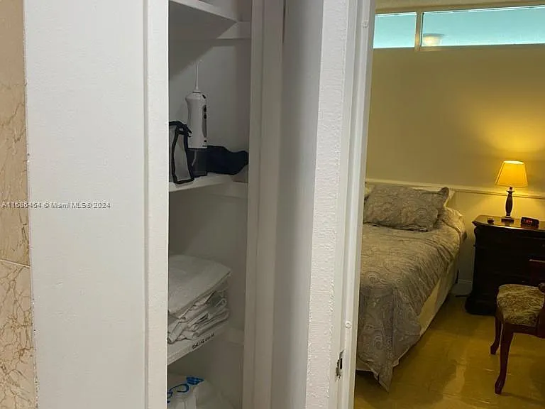 5401 Collins Ave #412 — Photo 31