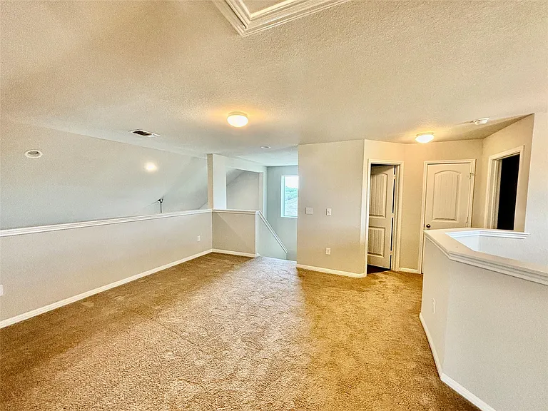 1905 Alamo Heights Ave — Photo 15