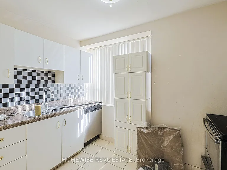 485 Kingston Rd #307 — Photo 9