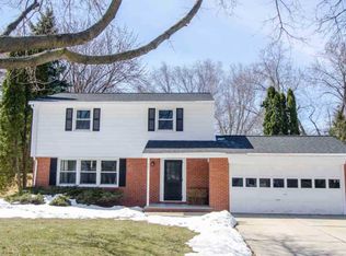 345 Coolidge St, Green Bay, WI 54301