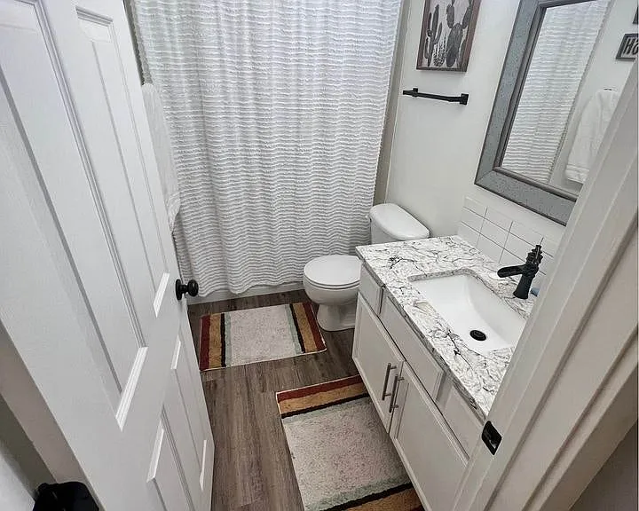 1116 S Drummond Rd — Photo 13