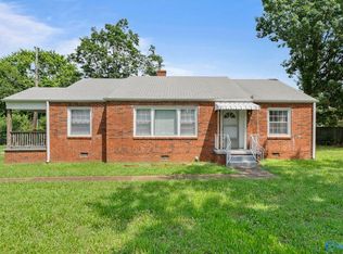 2305 Andrew Jackson Way NE, Huntsville, AL 35811