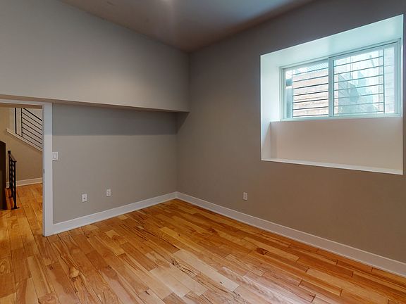 3rd image of 2701 W Girard Ave APT 10
