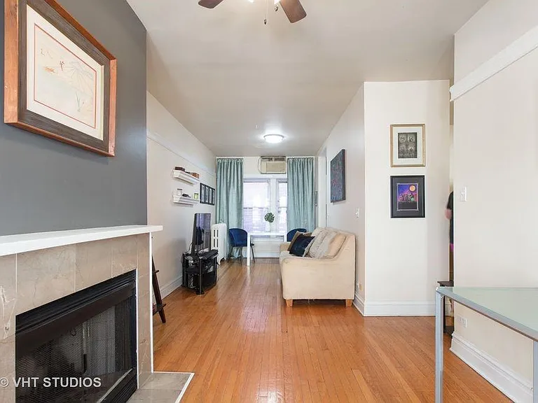 655 W Melrose St #3S — Photo 2