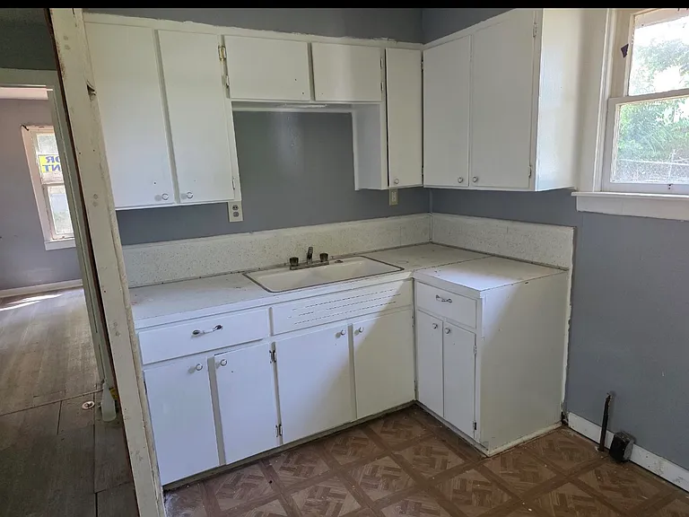 408 S 5th St #1/2 — Photo 4
