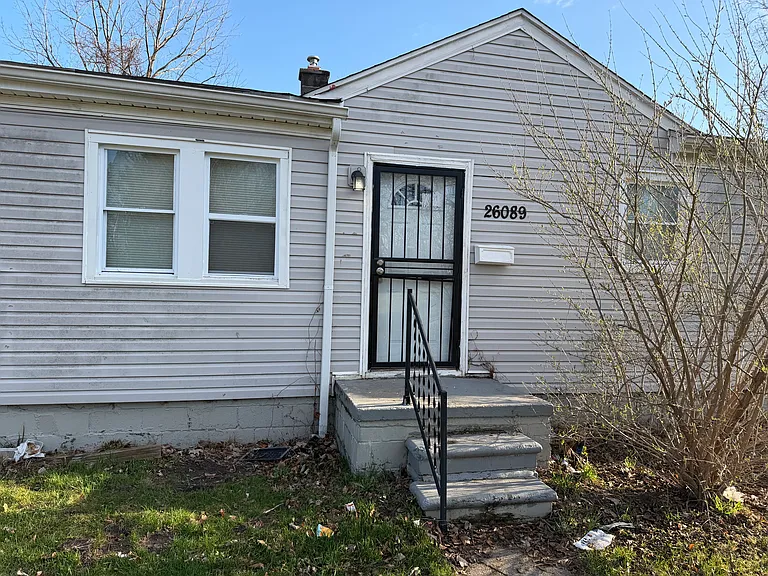 26089 Lehigh St — Photo 20