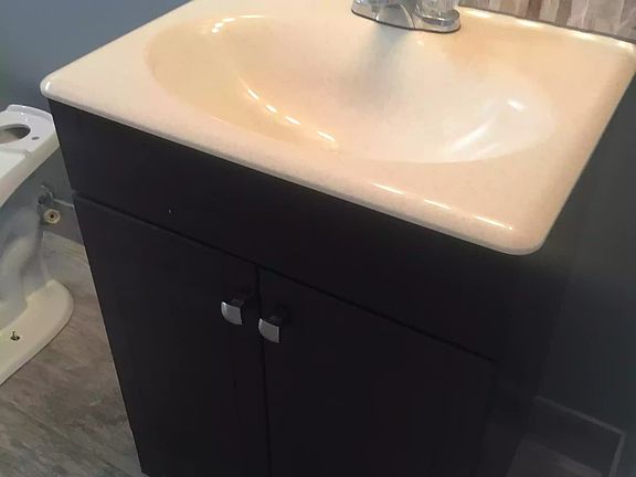 Remodeled Full Bathroom