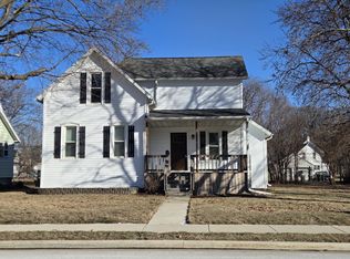 908 1st Ave, Sterling, IL 61081