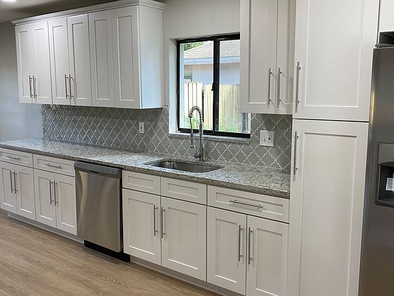 5th image of 15710 Scrimshaw Dr