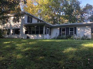 177 Leadmine Rd, Sturbridge, MA 01518