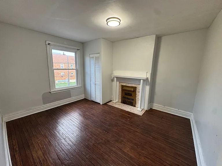 82 Estella Ave — Photo 10