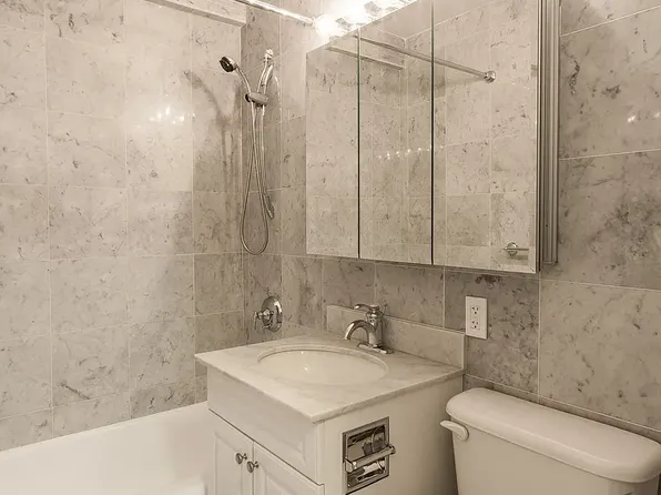 251 E 32nd St #4-B, New York, NY 10016