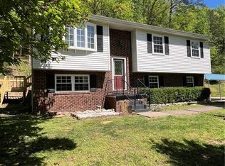 2144A Lilly Dr, Charleston, WV 25387