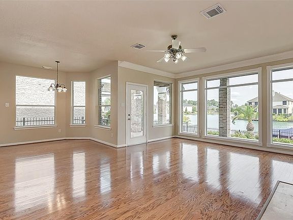 5th image of 11707 Lismore Lake Dr
