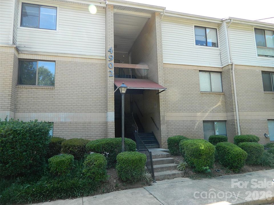 1st image of 4902 Spring Lake Dr