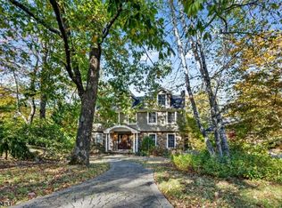 101 Cheshire Ln, Ringwood Boro, NJ 07456