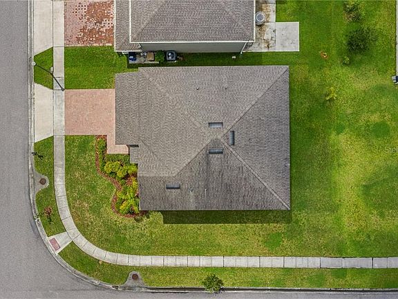 3rd image of 3200 Florenze Way