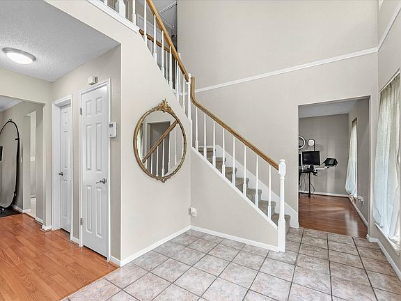 5th image of 11214 Sky Ridge Dr