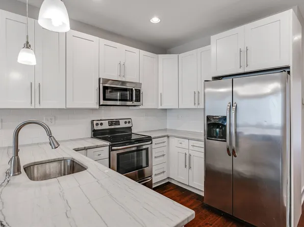 602 W Thompson St #A, Philadelphia, PA 19122