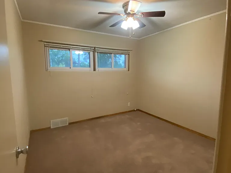423 Montclaire Ave #HOUSE — Photo 5