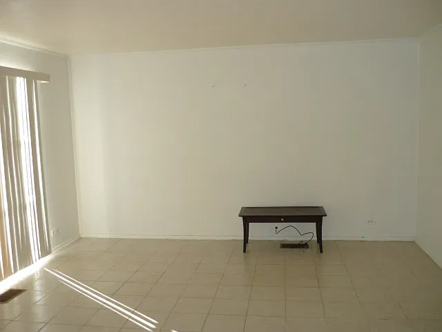 3 bed, 920 sqft, $2,550 — Photo 3
