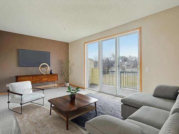 4th image of 7526 Parkridge Pl